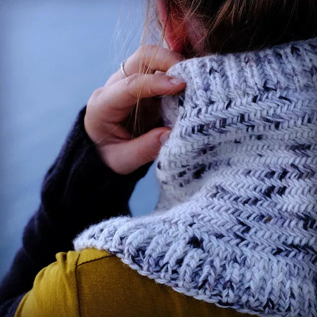 Brushstroke Cowl - Black Cat Knit Co - Printed Pattern
