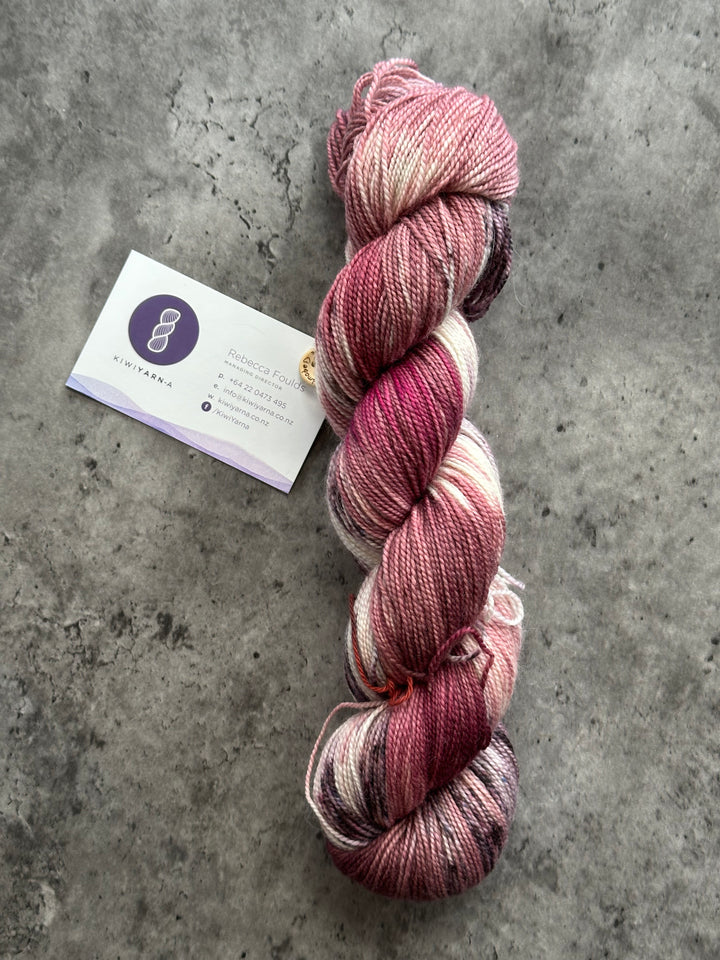 KiwiYarn-A High Twist Merino // 4ply