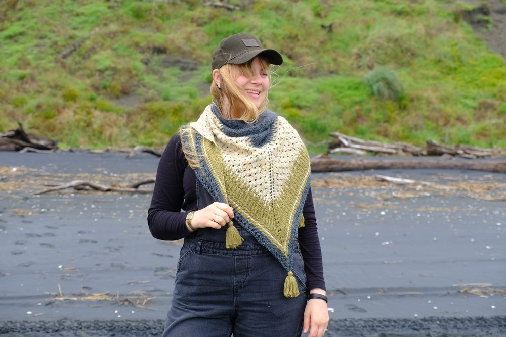 Black Sands Shawl - Digital Download