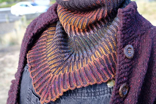 Earthshades Cowl - Black Cat Knit Co - Printed Pattern