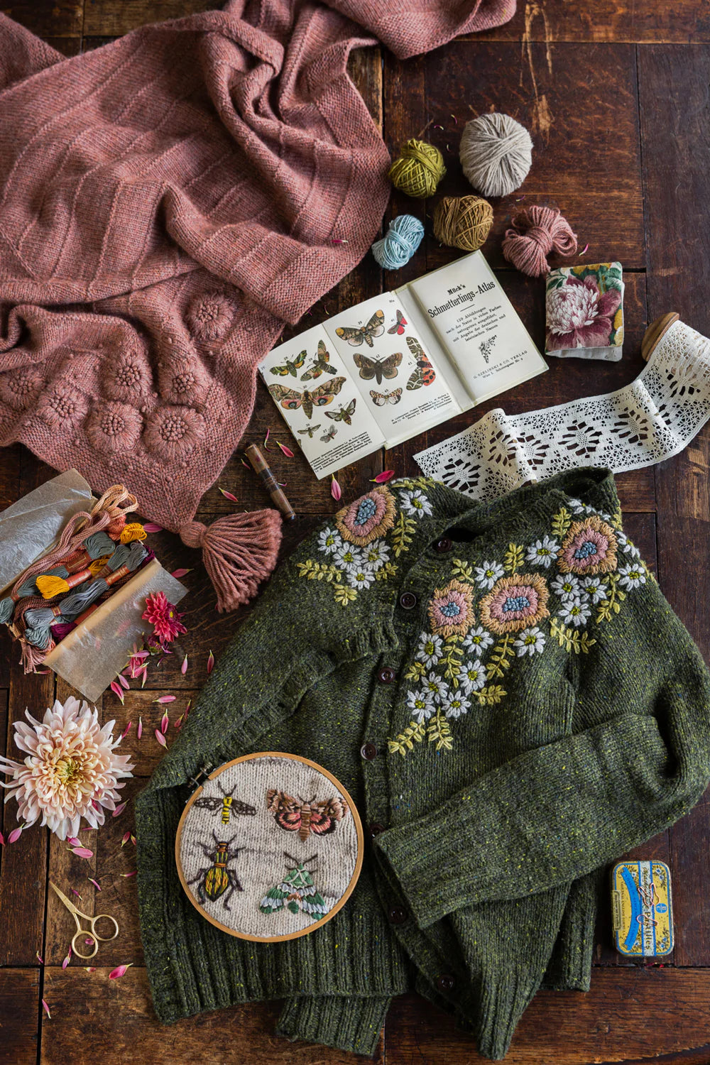 Embroidery on Knits // Laine