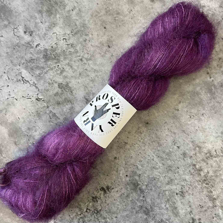 Prosper Yarn Mint Mohair // 2ply