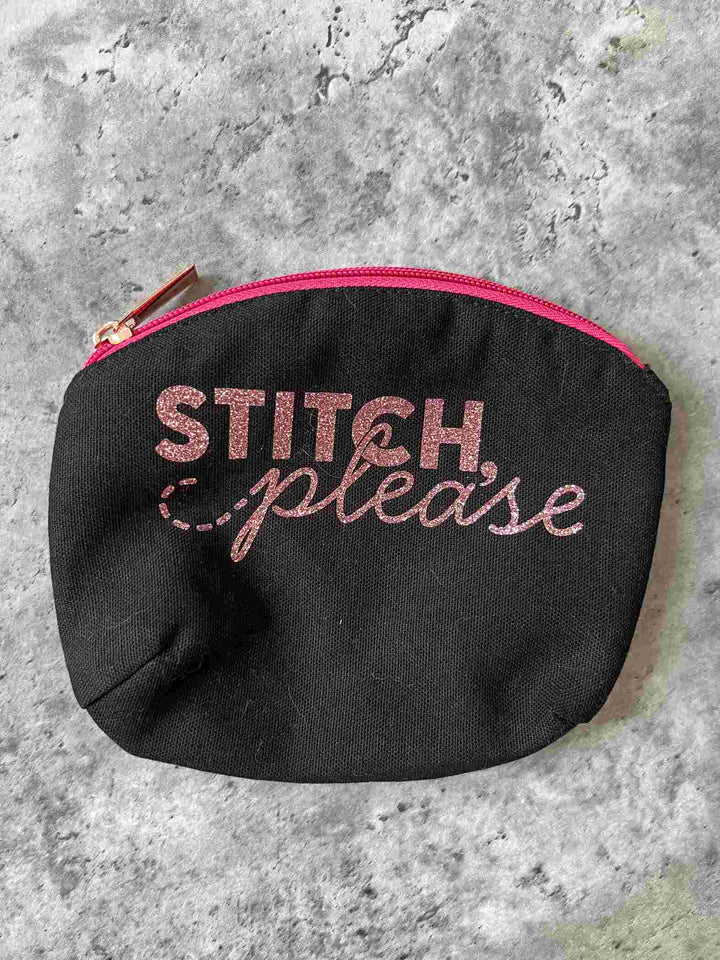 Kat Makes Zipper Pouches