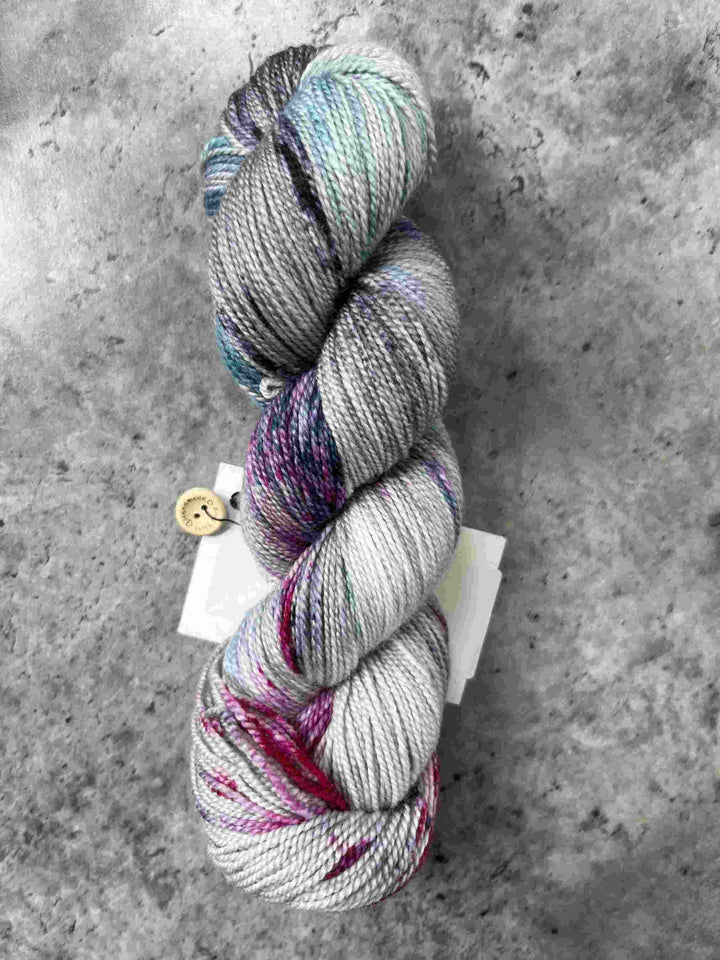 KiwiYarn-A High Twist Merino // 4ply