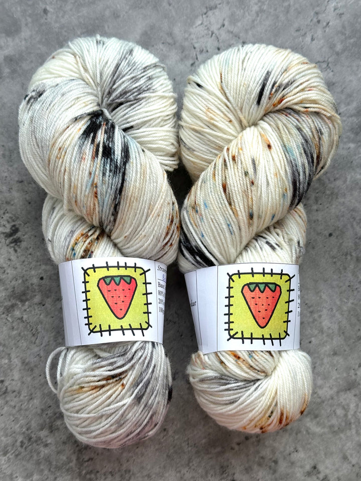 Strawberry Patches Yarns // Sock Yarn // 4ply