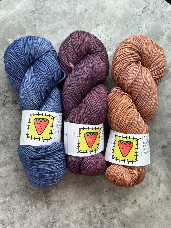 Strawberry Patches Yarns // Sock Yarn // 4ply