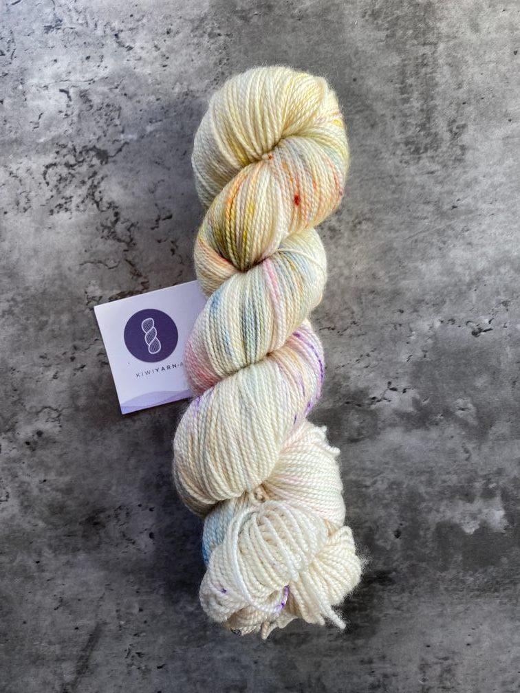 KiwiYarn-A High Twist Merino // 4ply