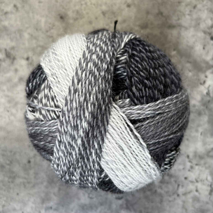 Schoppel Wolle Zauberball Crazy // 4 ply