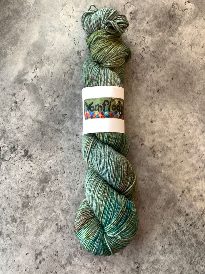 Yarnfloozy Machinist Merino Yak Nylon // 4ply