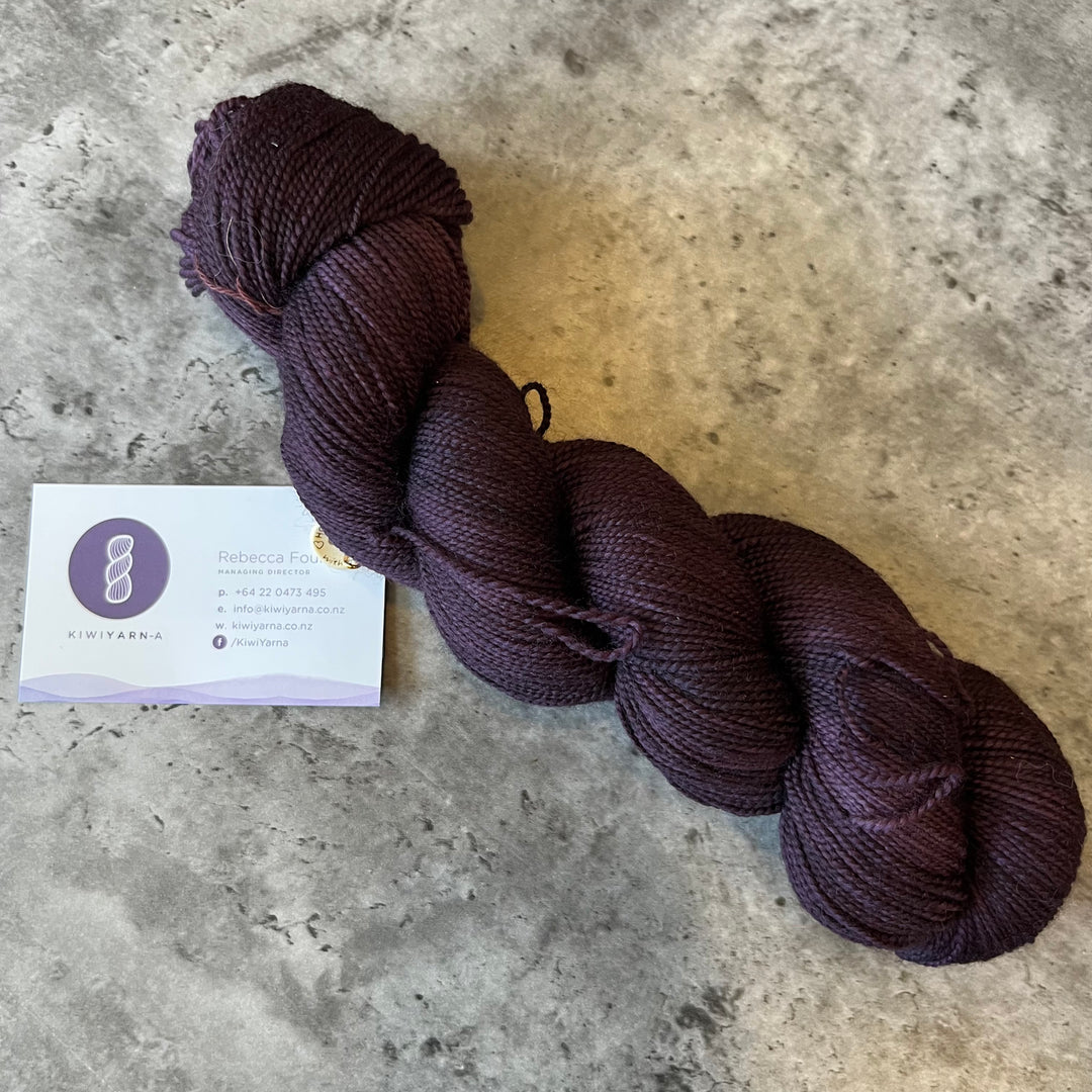 KiwiYarn-A High Twist Merino // 4ply