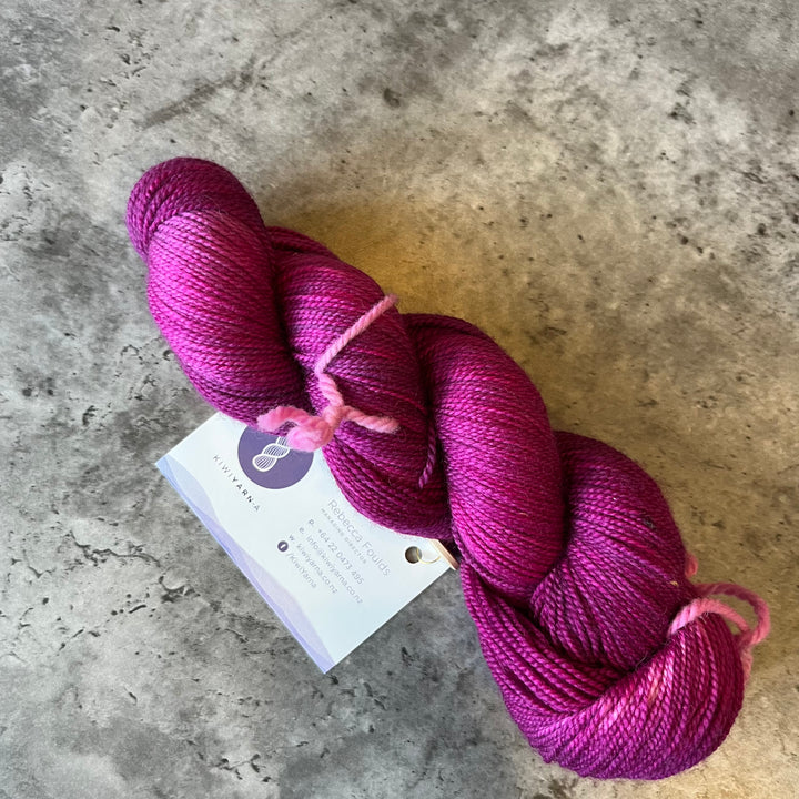 KiwiYarn-A High Twist Merino // 4ply