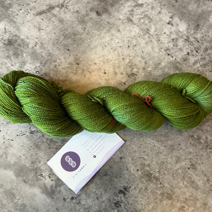 KiwiYarn-A High Twist Merino // 4ply