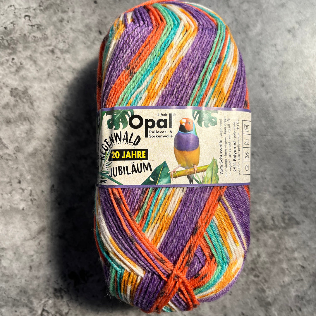 Opal Regenwald Self Patterning Sock Yarn // 4ply