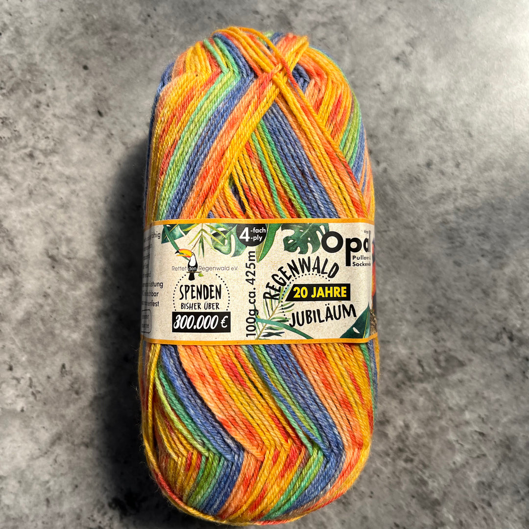Opal Regenwald Self Patterning Sock Yarn // 4ply