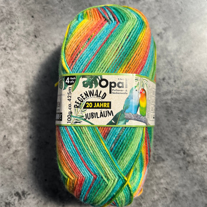 Opal Regenwald Self Patterning Sock Yarn // 4ply