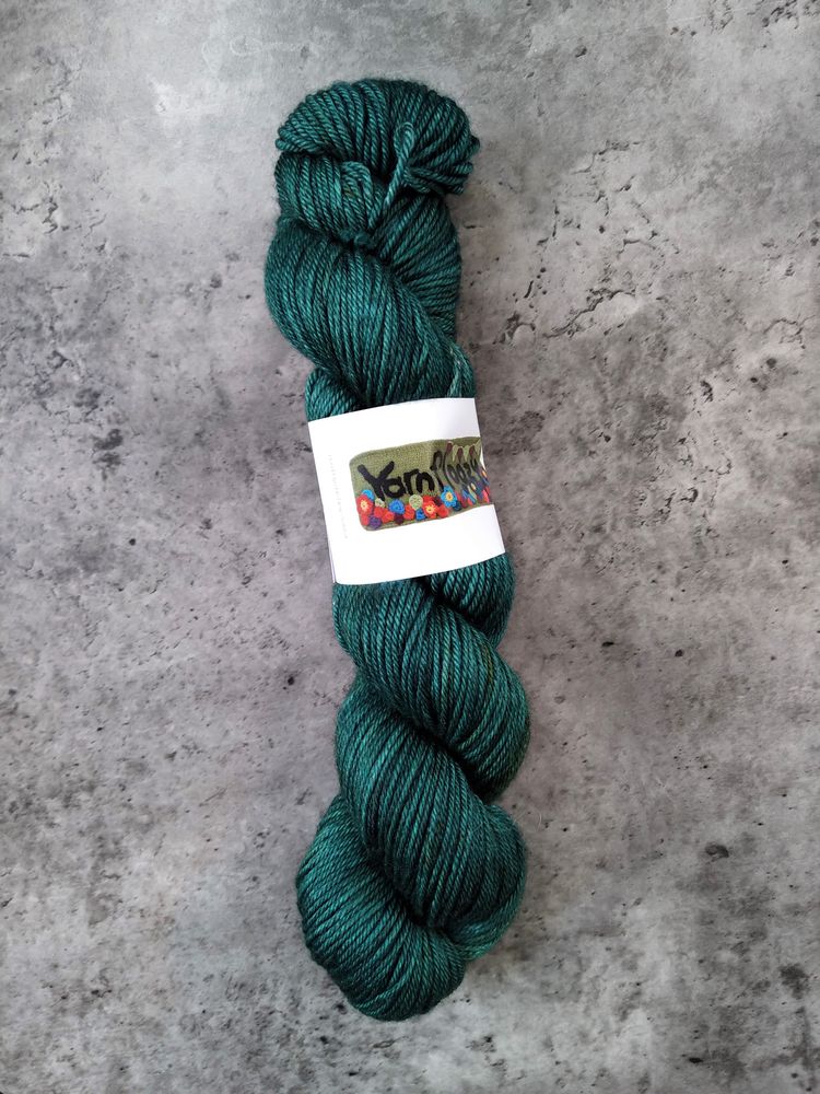 Yarnfloozy Staunch Merino Yak Silk // 8ply