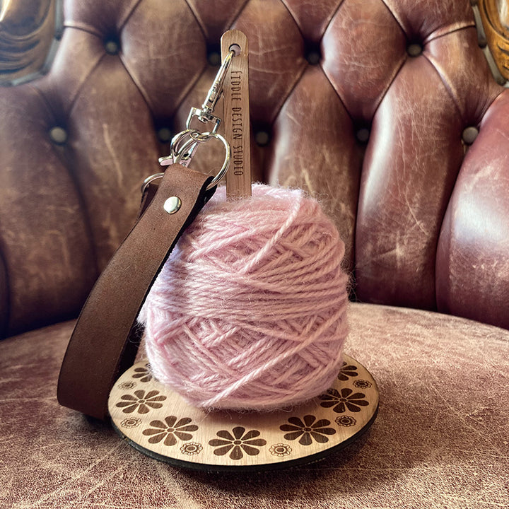 Fiddle Design Studio SpinEasy Yarn Holder