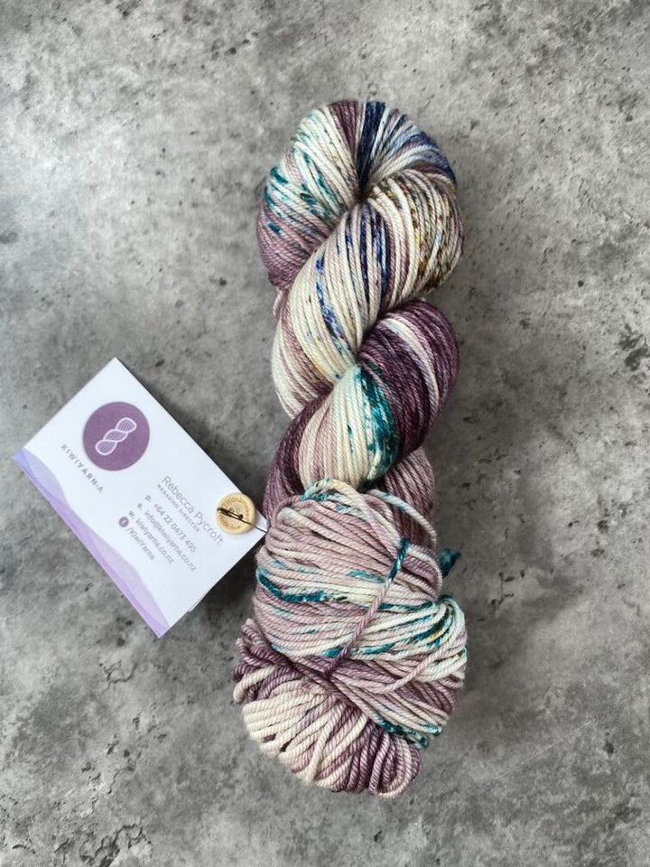 KiwiYarn-A Merino DK // 8ply