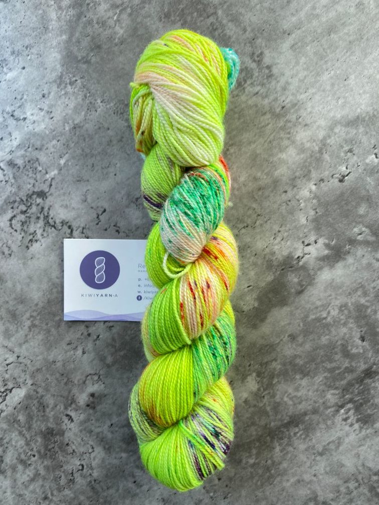 KiwiYarn-A High Twist Merino // 4ply