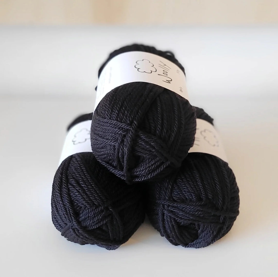 Woolly 8ply 100% NZ Wool