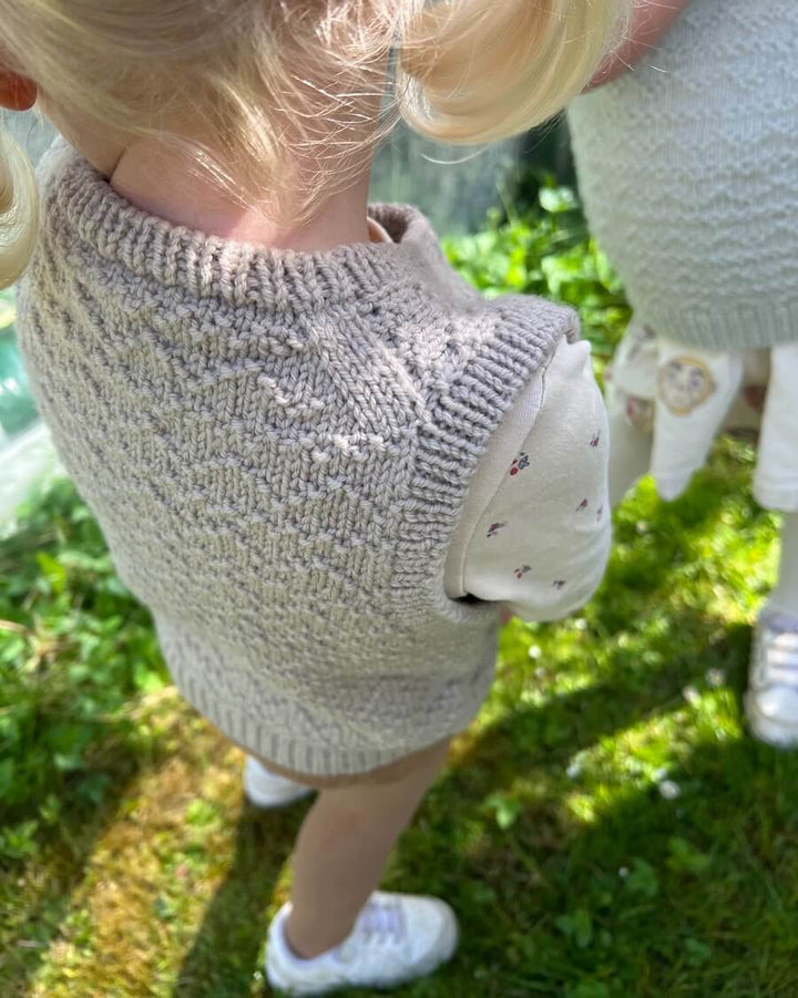 Sille Slipover Mini by Petite Knit - Printed Pattern