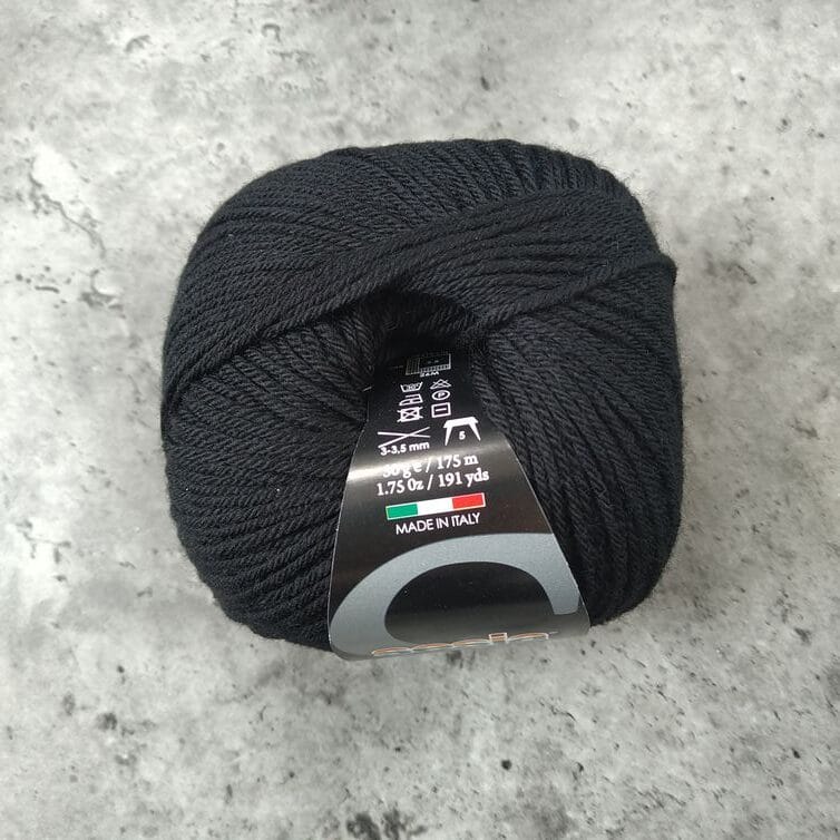 Sesia // Mistral Unshrinkable Merino // 4ply