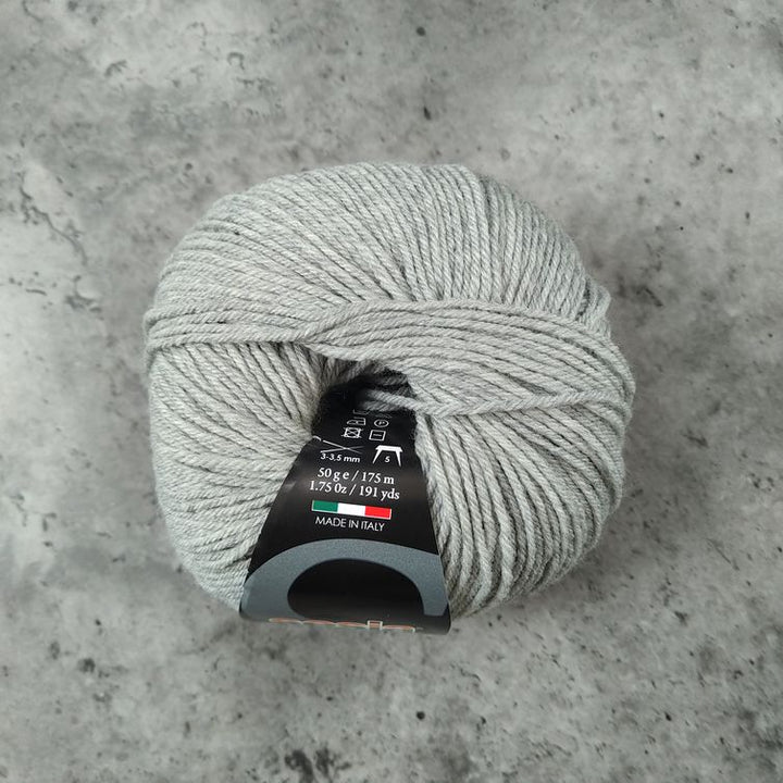 Sesia // Mistral Unshrinkable Merino // 4ply