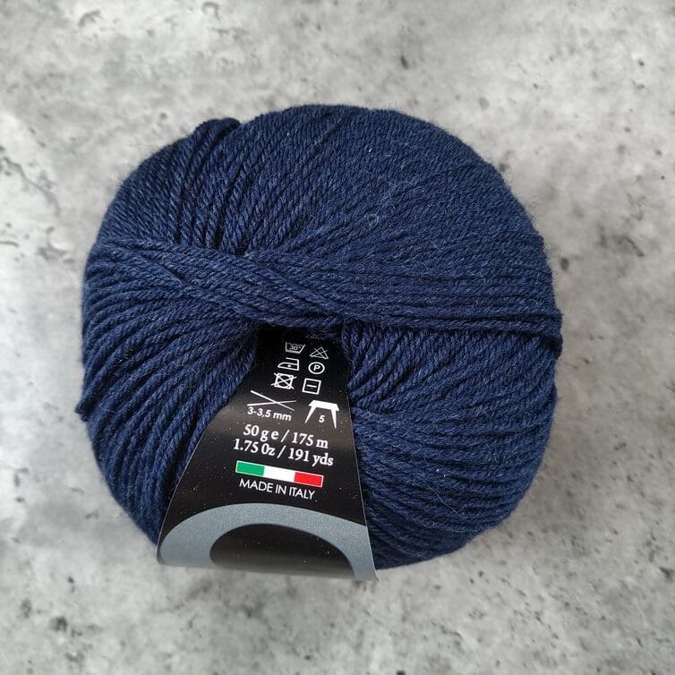 Sesia // Mistral Unshrinkable Merino // 4ply