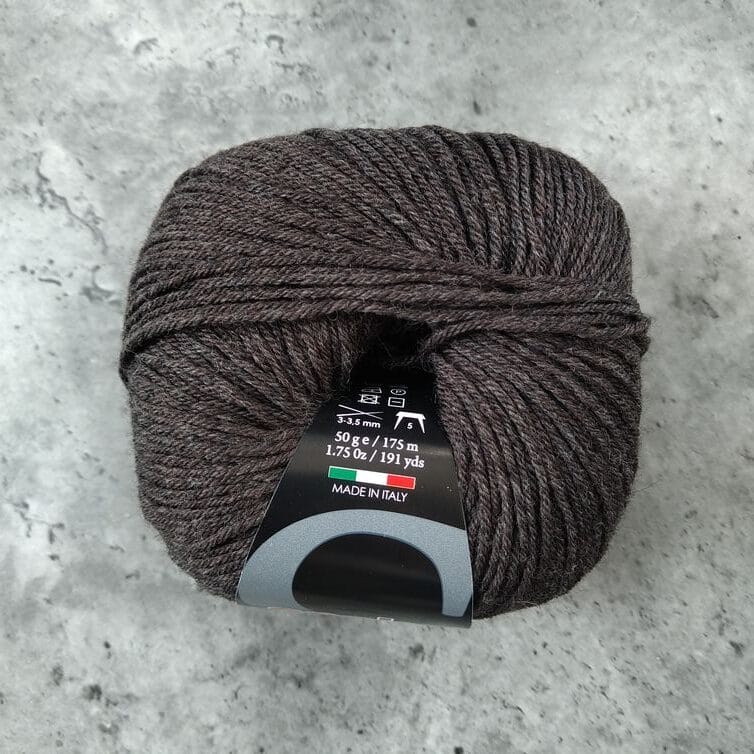 Sesia // Mistral Unshrinkable Merino // 4ply