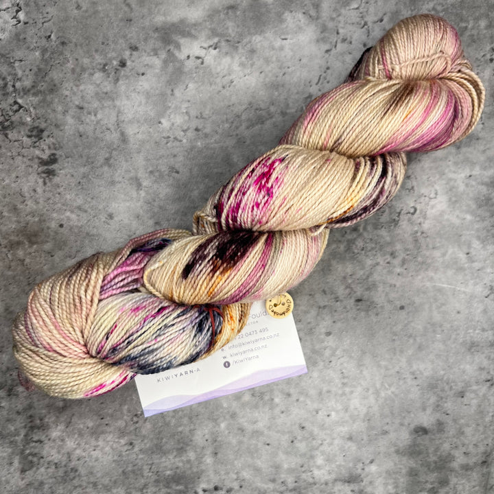 KiwiYarn-A High Twist Merino // 4ply