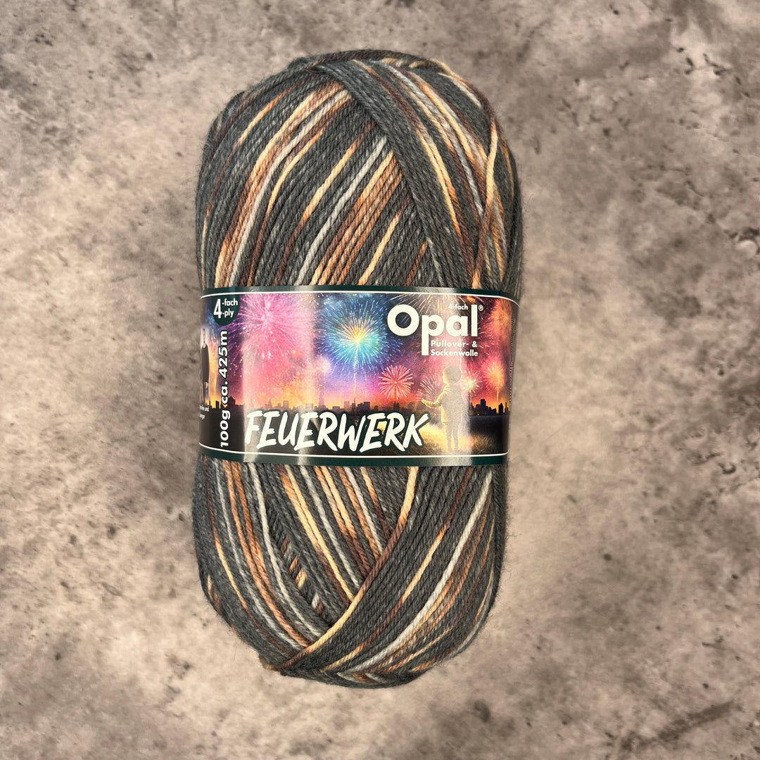 Opal Feuerwerk Sock Yarn // 4ply