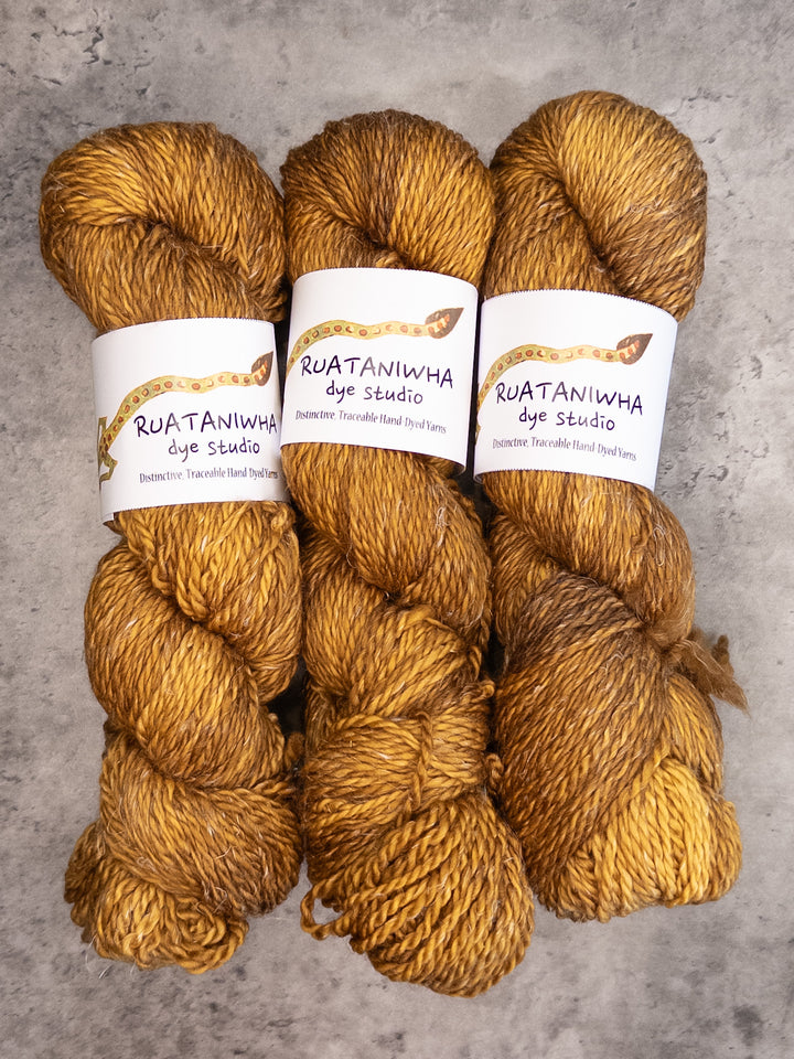 Ruataniwha Dye Studio Merino Linen // 10ply