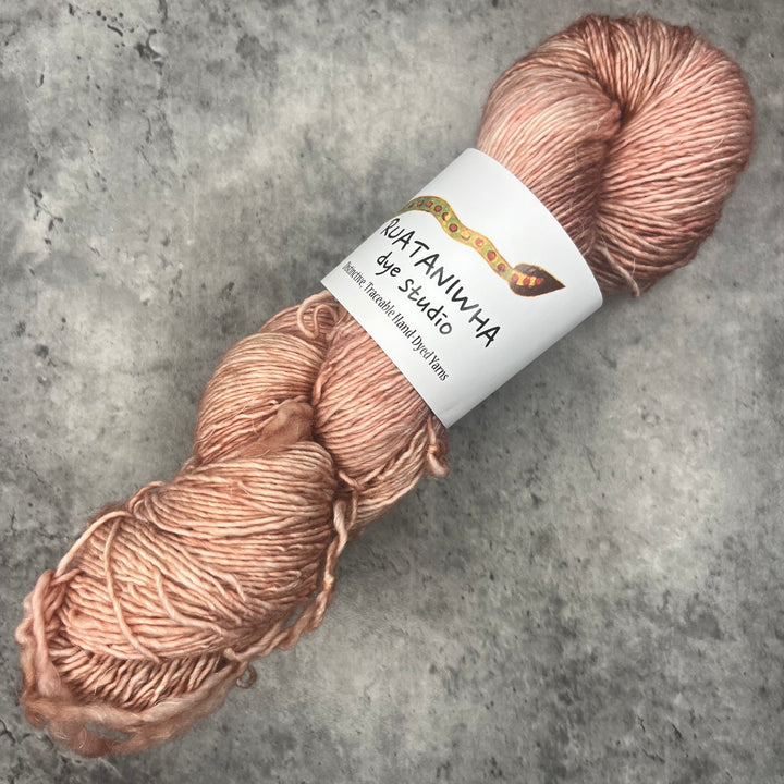 Ruataniwha Dye Studio Merino Linen // 4ply