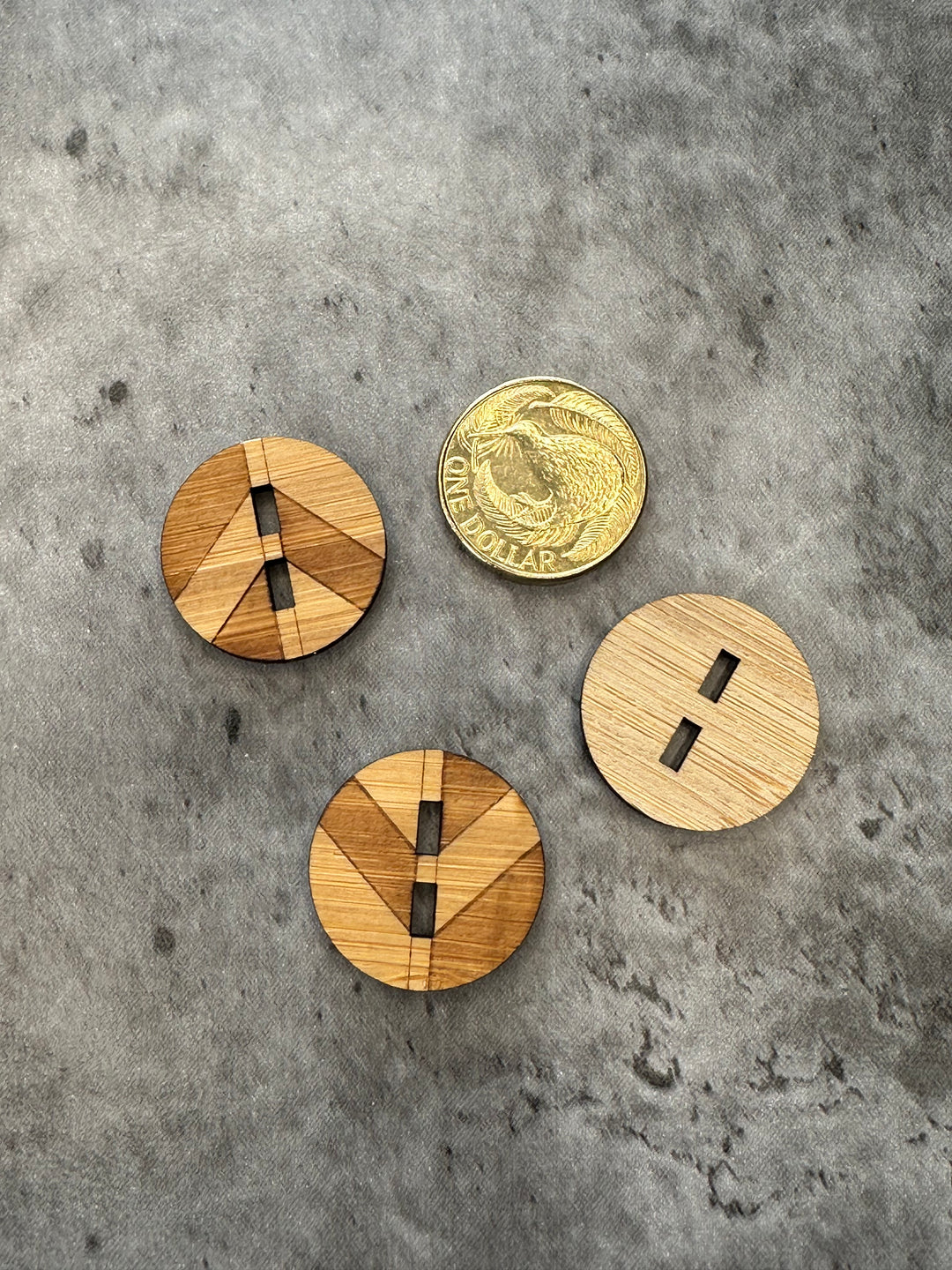 Wooden Chevron Button Big - 25mm