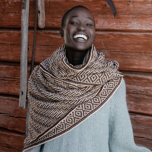 52 Weeks of Shawls // Laine
