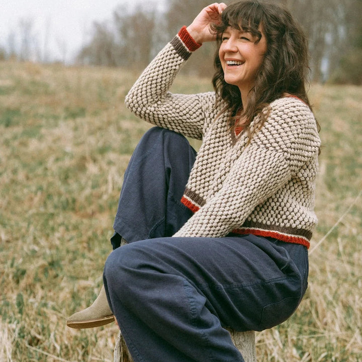 Field Notes: 20 Textured Knits for Everyday Beauty by Laine Publishing