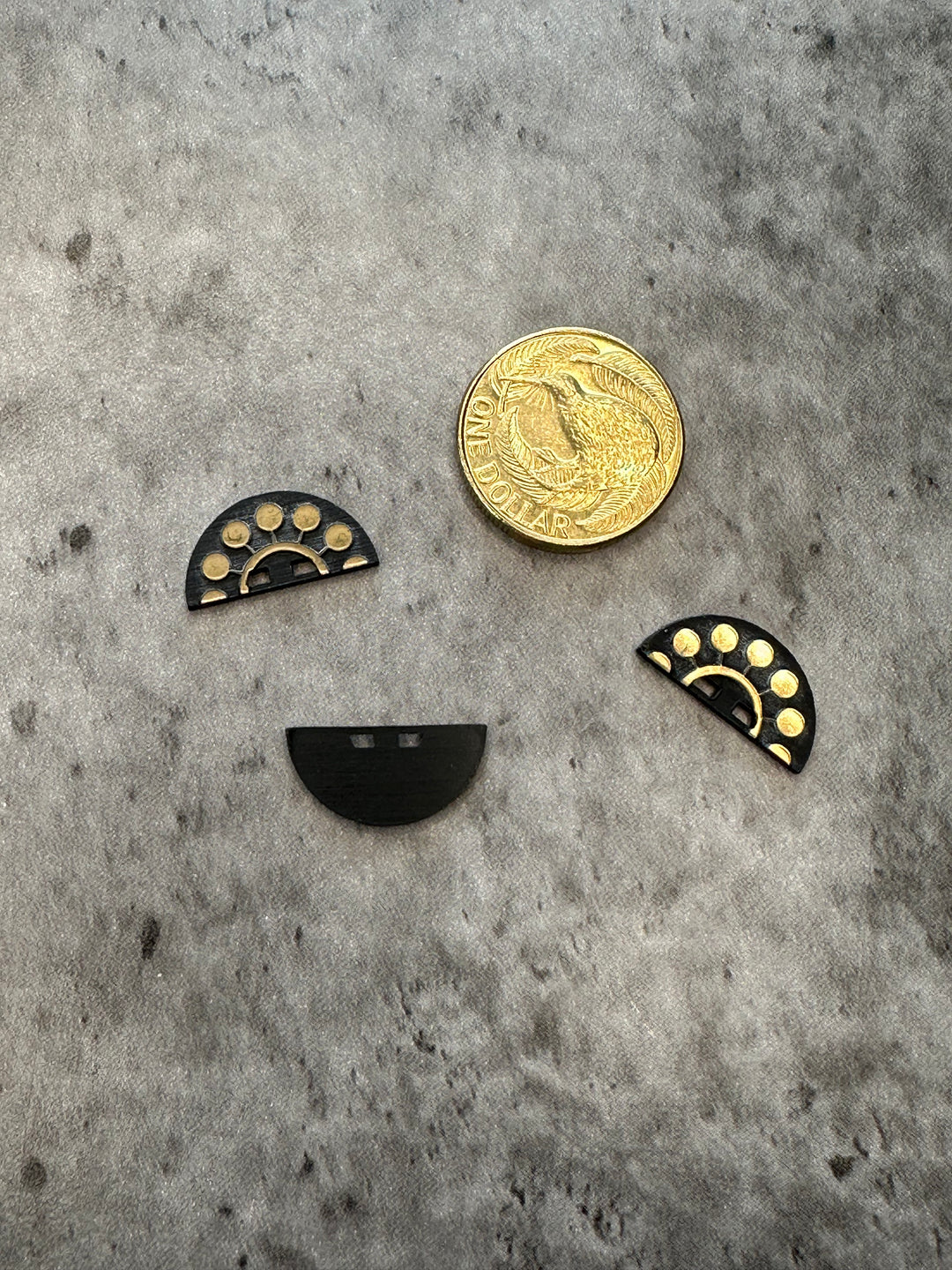 Half Moon Melon Button - 19mm