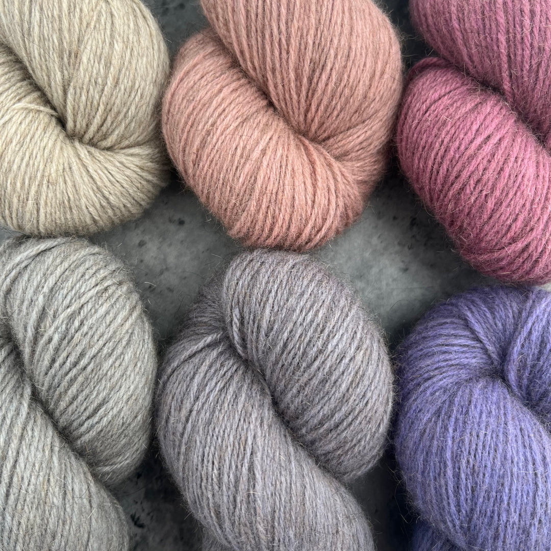 Happy Go Knitty Āhuru // 4ply