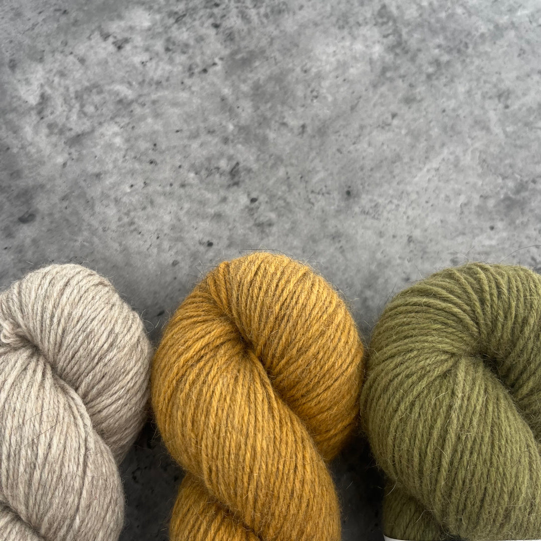 Happy Go Knitty Āhuru // 8ply