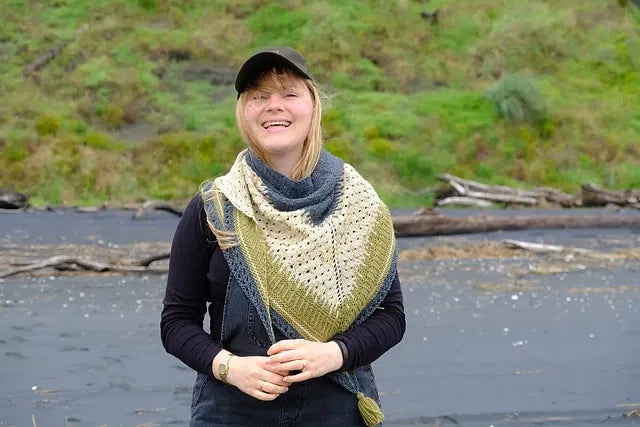 Black Sands Shawl - Black Cat Knit Co - Printed Pattern