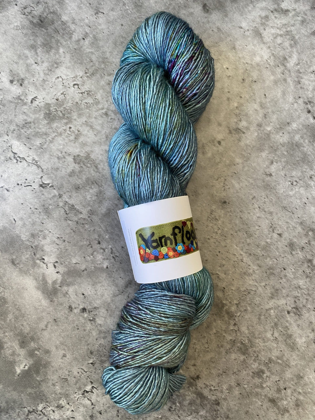 Yarnfloozy Sage Merino Silk // 4ply