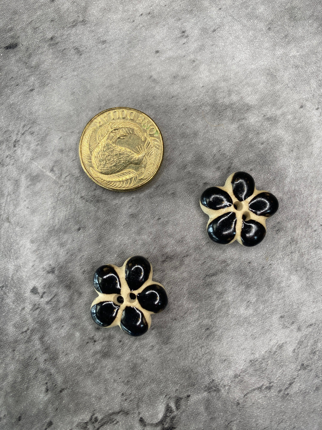 Handmade Ceramic Button L594- 20mm