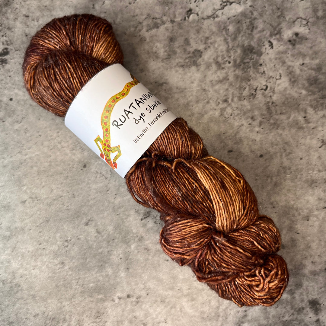 Ruataniwha Dye Studio Merino Linen // 4ply