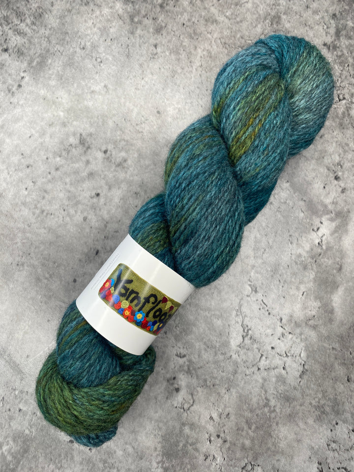 Yarnfloozy Brushtail // 4ply