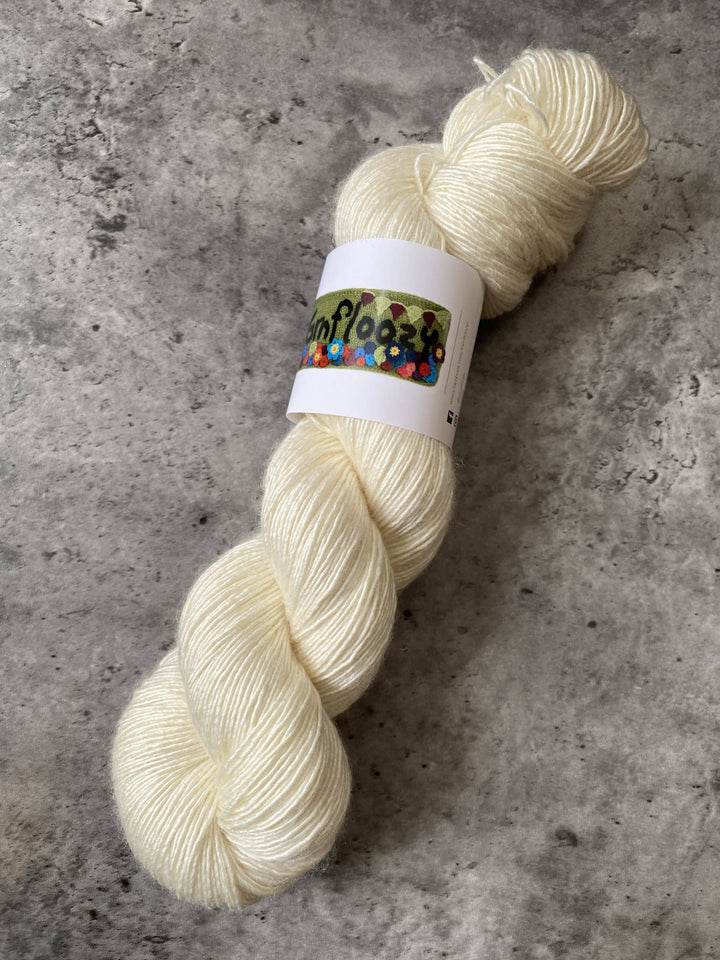 Yarnfloozy Sage Merino Silk // 4ply