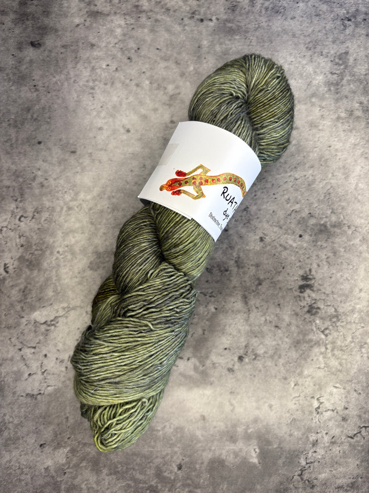 Ruataniwha Dye Studio Merino Linen // 4ply