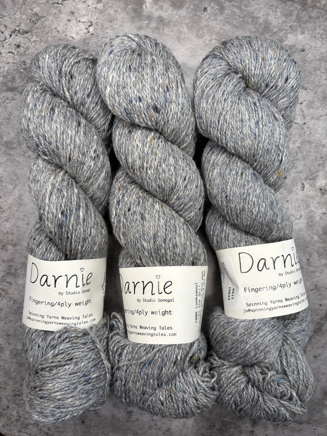 Spinning Yarns Weaving Tales - Darnie