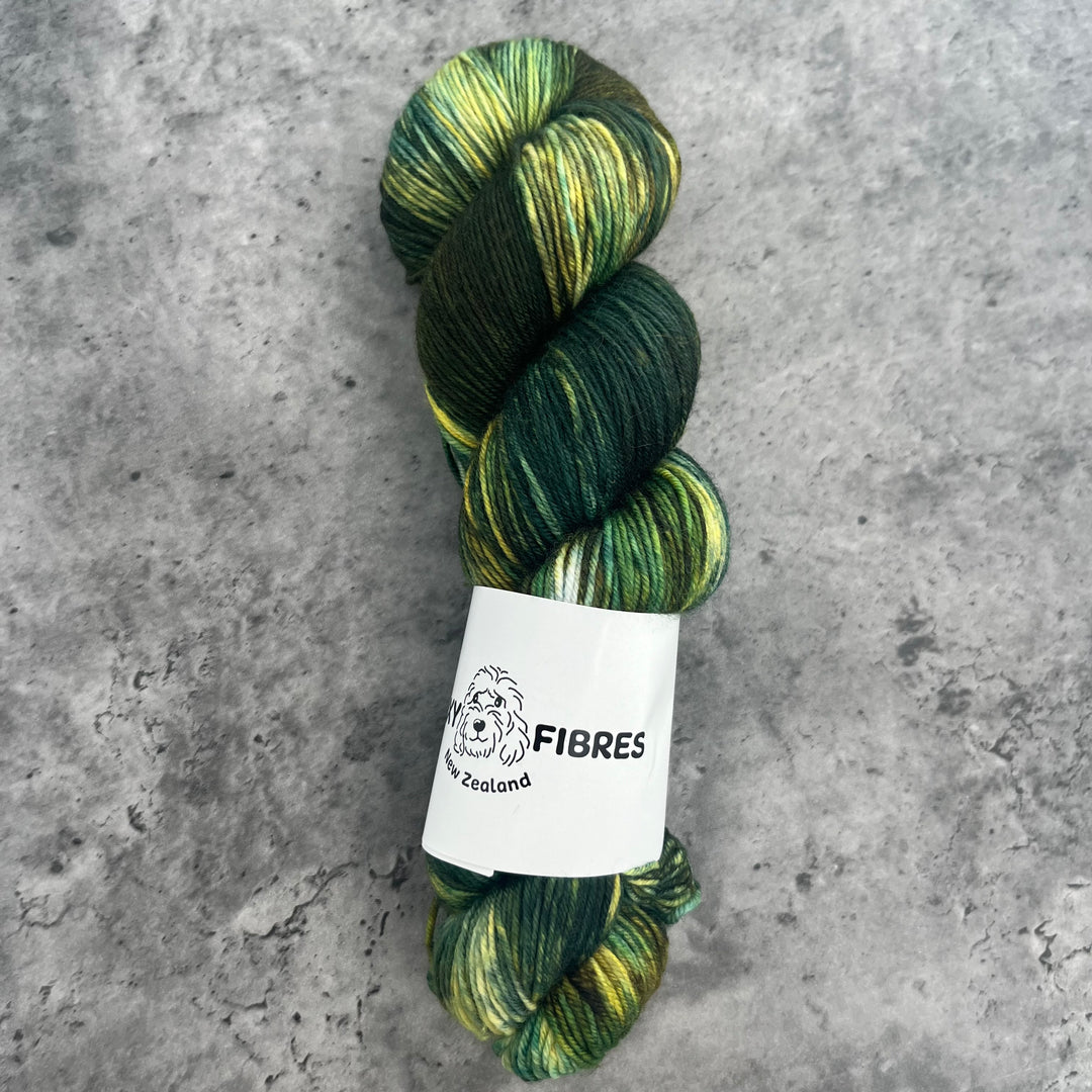 Roxy Fibres Walkies 4ply