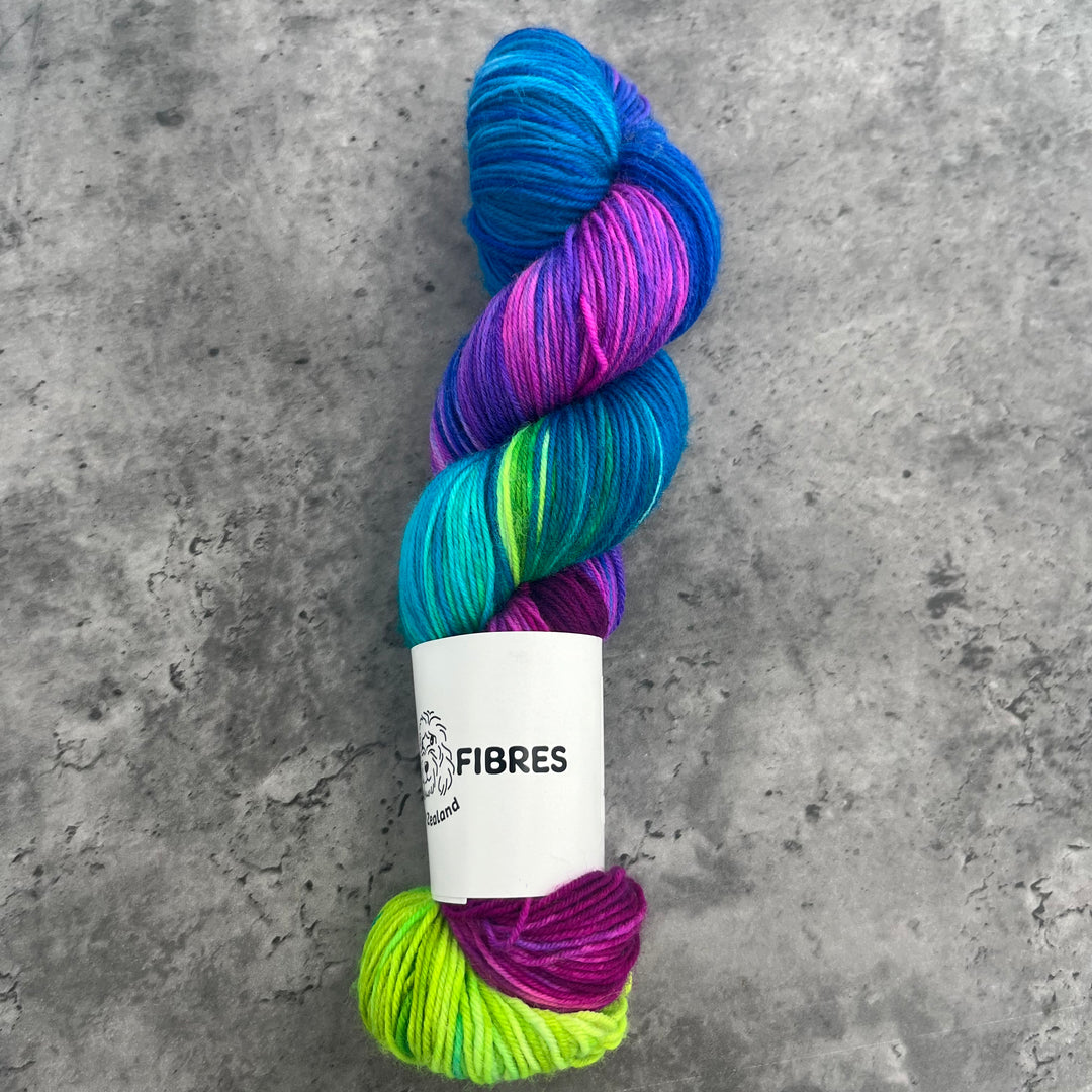 Roxy Fibres Walkies 4ply