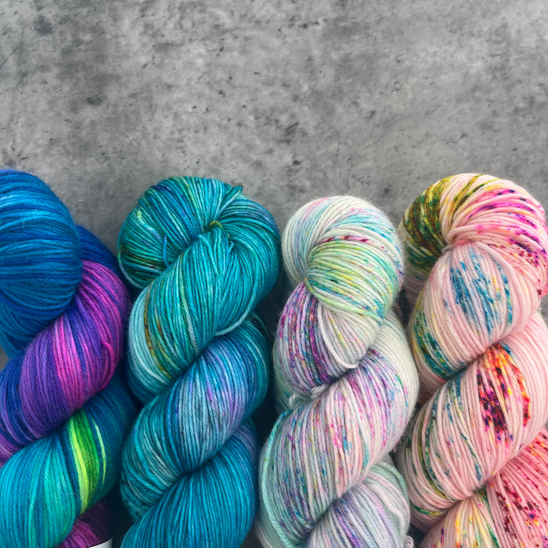 Roxy Fibres Walkies 4ply